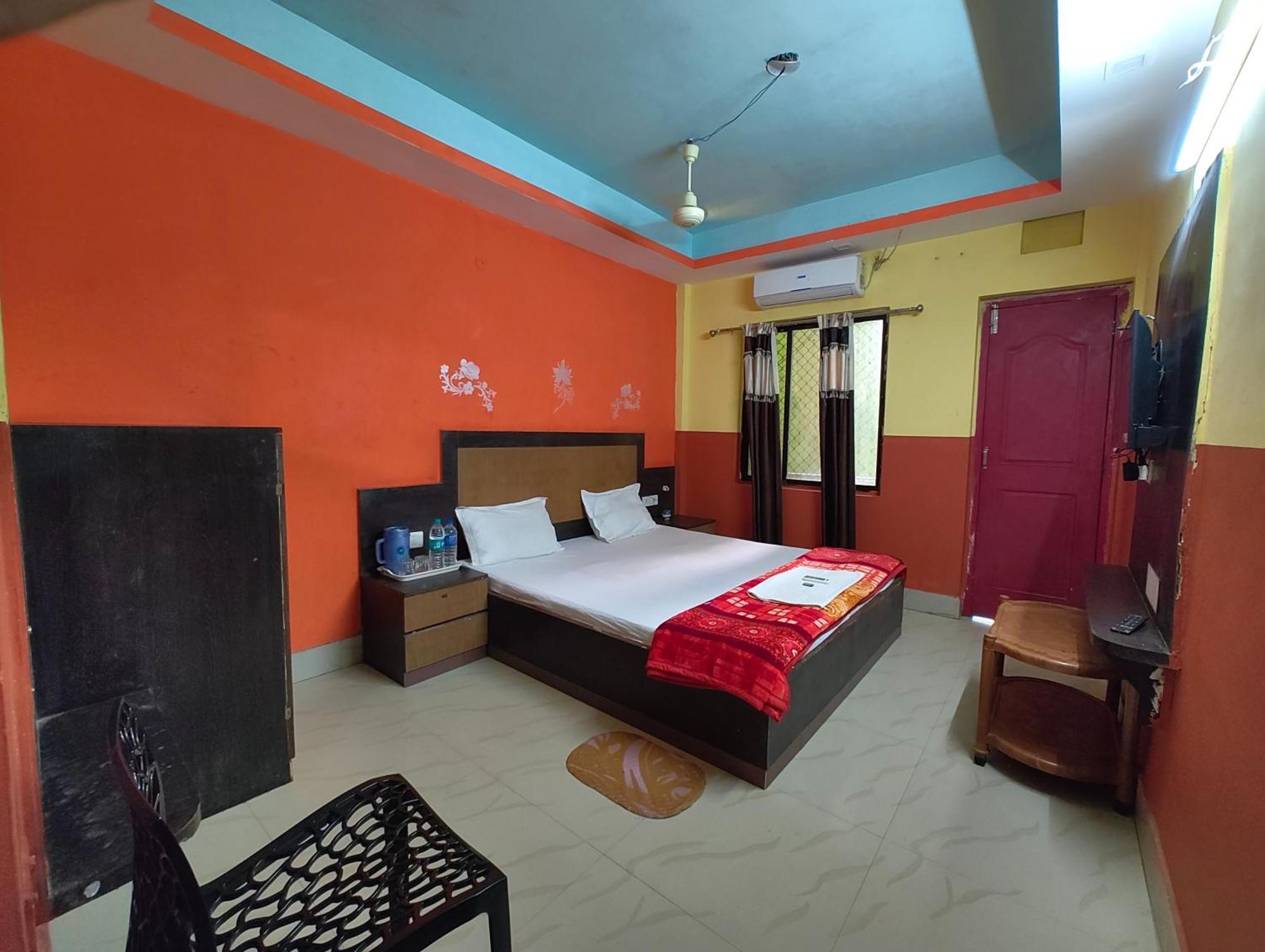 Goroomgo Samrat Palace Puri Near Sea Beach With Parking Facilities - Restaurant Available - Couple Friendly Buitenkant foto